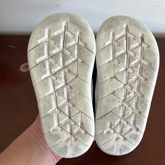 Sold Nike toddler size  7C - Picture 4 of 10